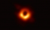 Đây, ảnh của một hố đen